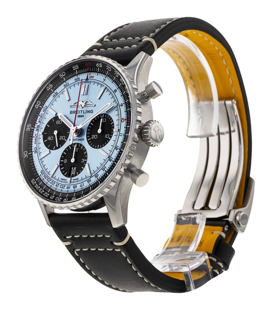 Breitling Navitimer B01 Chronograph 43 AB0138 Image 2